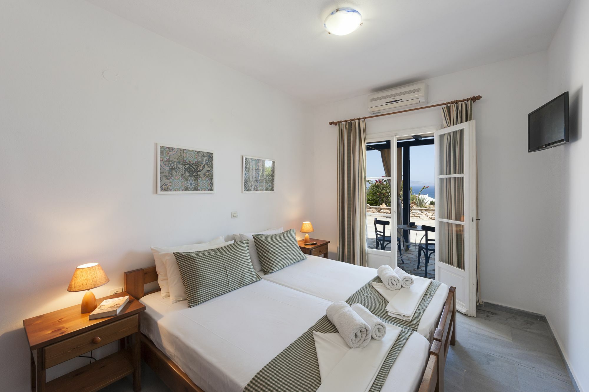 Dryades Family Hotel Дриос Экстерьер фото